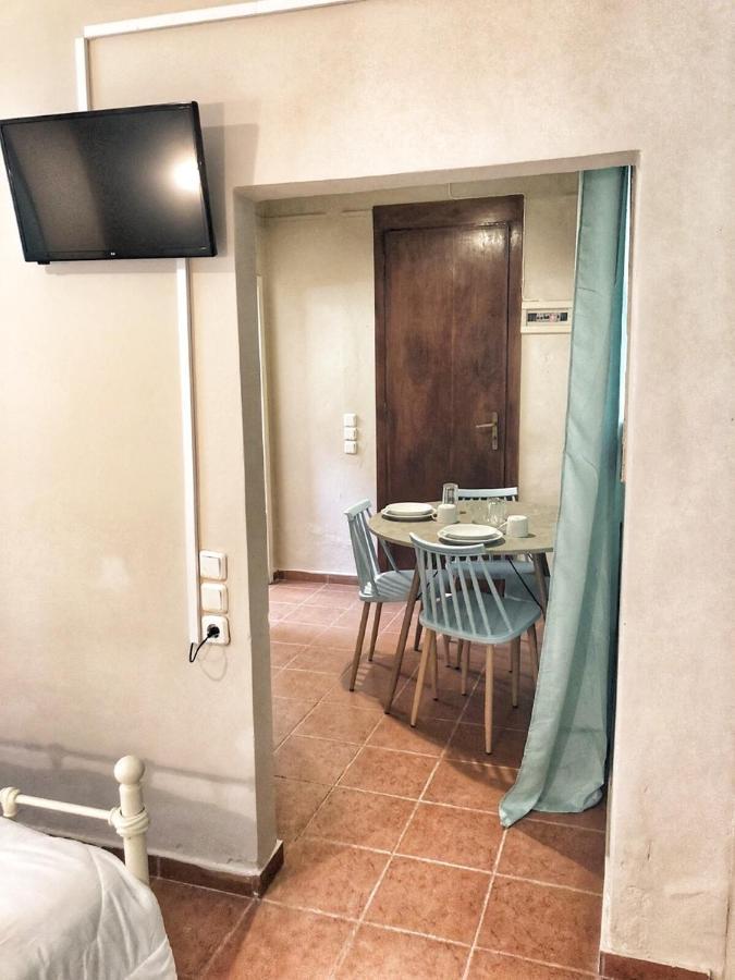 Hotel Kastri Garden Apartment Лутра-Едіпсу Екстер'єр фото